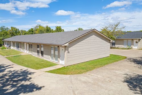 apt-3-211 Oak St, Clarksville, TN, 37042-6522 | Card Image