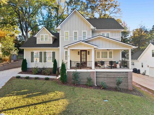 15 Pinehurst Dr, Greenville, SC, 29609-4737 | Card Image