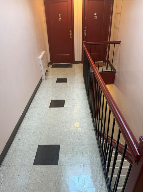 apt-f8-1543 Central Park Ave, Yonkers, NY, 10710-6024 | Card Image