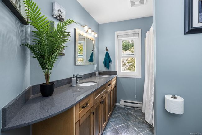 567 Maple Mountain Rd, House other with 3 bedrooms, 3 bathrooms and 5 parking in Duncan BC | Image 29