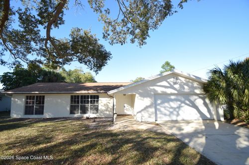 216 Cartier Ave, Melbourne, FL, 32901-7015 | Card Image
