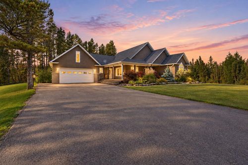 312 Westwood Close, Rural Clearwater County, AB, T4T2A4 | Card Image