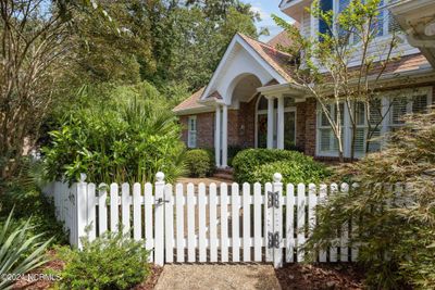 Picket Fence Entrance | Image 3