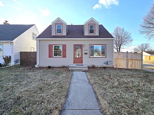 3703 S 21st St, Milwaukee, WI, 53221 | Card Image