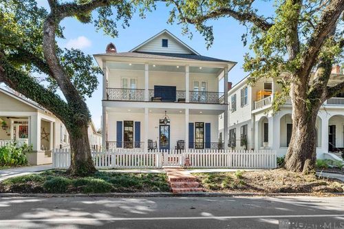 818 Park Blvd, Baton Rouge, LA, 70806-6626 | Card Image