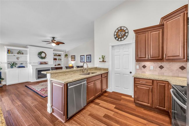 10186 Balsa Way, House other with 3 bedrooms, 2 bathrooms and null parking in Palm Beach Gardens FL | Image 4