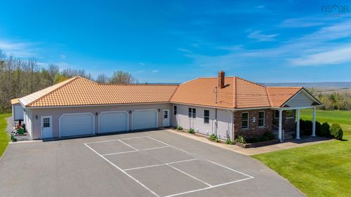 1153 Lockhart Mountain Rd, Coldbrook, NS, B4R1C1 | Card Image