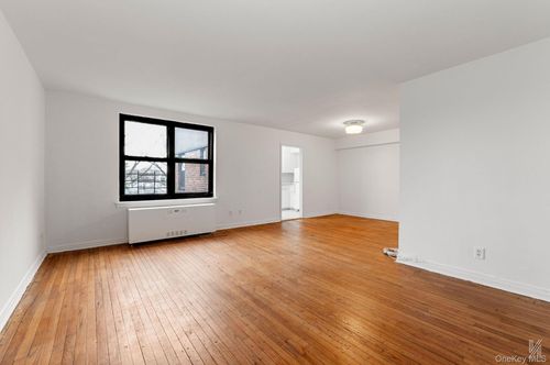 apt-3e-22-60 79th St, East Elmhurst, NY, 11370-2151 | Card Image