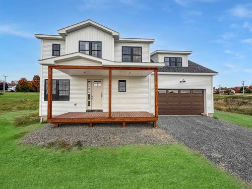 207 Fawn Lane, Swanton, VT, 05488 | Card Image