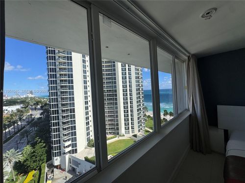 1130-19201 Collins Ave, Sunny Isles Beach, FL, 33160-2202 | Card Image