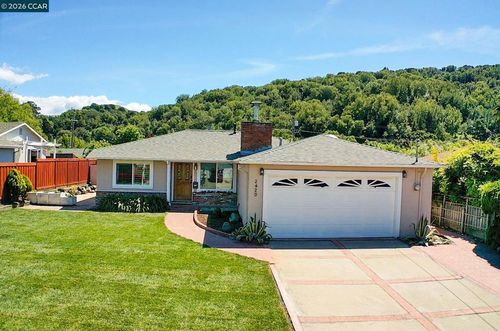 2420 Doidge Ave, Pinole, CA, 94564 | Card Image