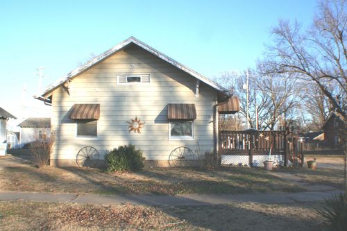 616 N School St, Augusta, KS, 67010-1238 | Card Image