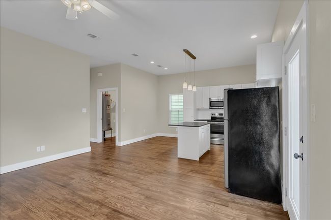 435 N Woods St, Townhouse with 2 bedrooms, 2 bathrooms and null parking in Sherman TX | Image 24