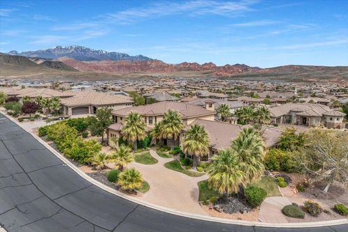 1496 N Georgetown Dr, Washington, UT, 84780-2466 | Card Image
