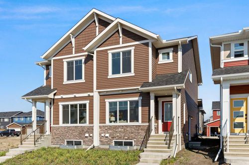 380 Fireside Drive, Cochrane, AB, T4C3H8 | Card Image