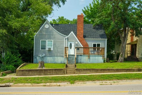 709 E 10th St, Rolla, MO, 65401-3402 | Card Image
