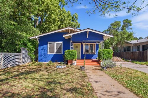 557 Florence Street, Turlock, CA, 95380 | Card Image