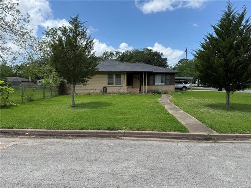 1800 Carlisle St, Rosenberg, TX, 77471-4307 | Card Image