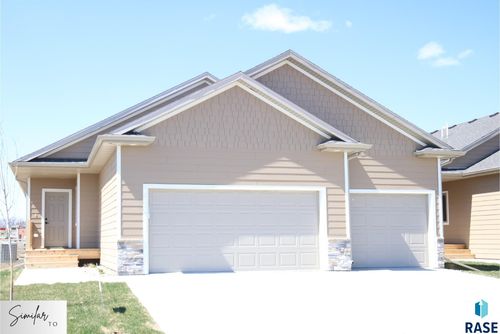 7237 E Waters Edge Pl, Sioux Falls, SD, 57110-6362 | Card Image