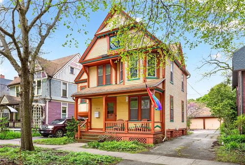 216 Linden St, Rochester, NY, 14620-2314 | Card Image