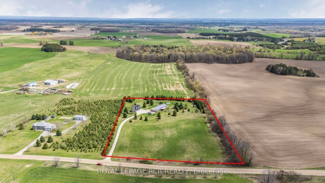 958375 7 Th Line E, House other with 4 bedrooms, 2 bathrooms and 8 parking in Mulmur ON | Image 28