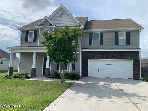 509 Louvre Ln, Jacksonville, NC, 28546-4643 | Card Image