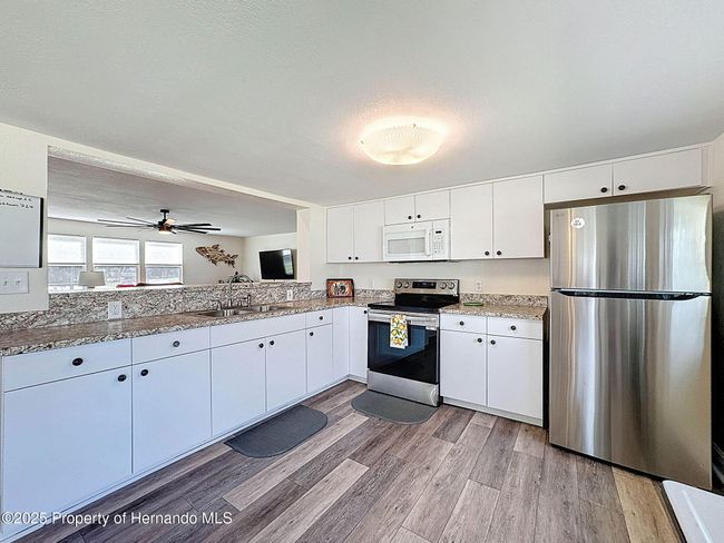 7272 Westwind St, House other with 2 bedrooms, 1 bathrooms and null parking in Weeki Wachee FL | Image 22
