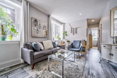 107 - 114 Vaughan Rd, Condo with 2 bedrooms, 1 bathrooms and null parking in York ON | Image 2