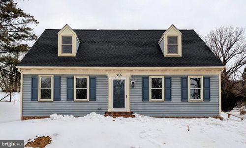 520 Pitney Rd, COLUMBIA, PA, 17512-8905 | Card Image