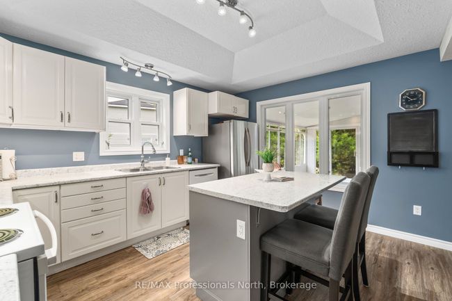 4 Red Maple Crt, House other with 3 bedrooms, 2 bathrooms and 4 parking in Gravenhurst ON | Image 10