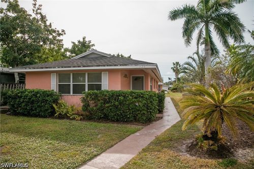 a-524 97th Ave N, Naples, FL, 34108-2263 | Card Image