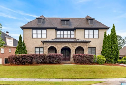 795 Hampden Place Cir, Vestavia, AL, 35242-2247 | Card Image