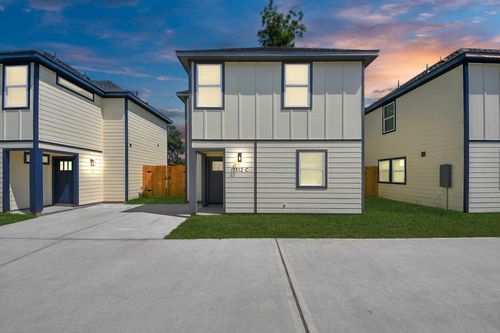 d-7312 Wileyvale Rd, Houston, TX, 77016-7038 | Card Image