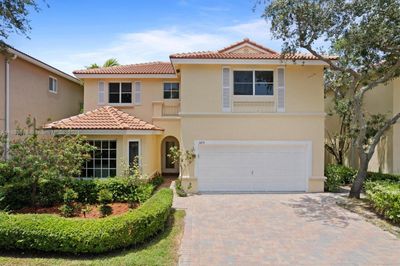 1075 Oysterwood St, House other with 3 bedrooms, 2 bathrooms and null parking in Hollywood FL | Image 2