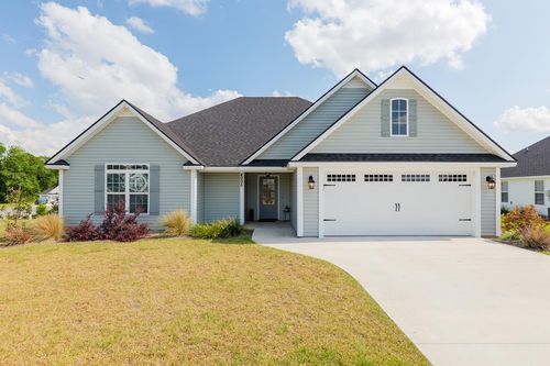 4005 Landings Cir, Hahira, GA, 31632-6301 | Card Image