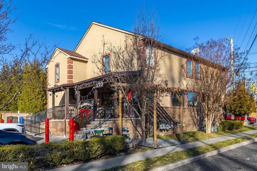 4 N White Horse Pike, LINDENWOLD, NJ, 08021-7500 | Card Image