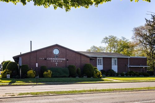 343 Jerusalem Ave, Hicksville, NY, 11801-5522 | Card Image