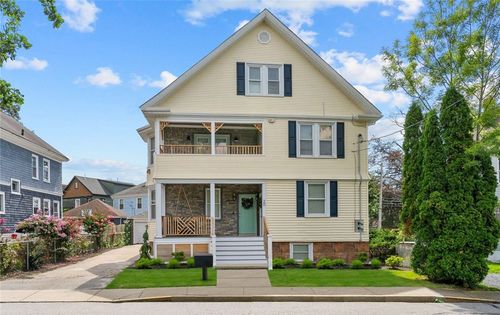 2-20 Summer St, Newport, RI, 02840-1727 | Card Image