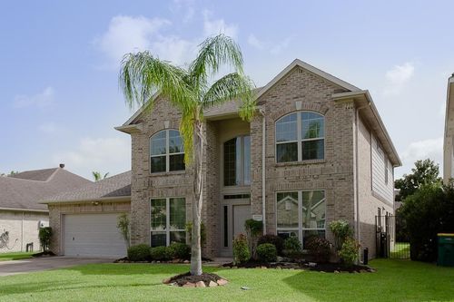 3327 Summerwood Ln, Pearland, TX, 77584-8114 | Card Image