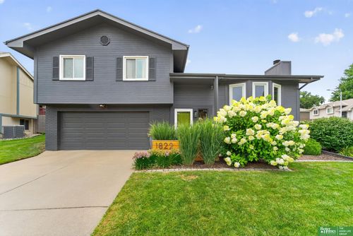 1822 N 145th St, Omaha, NE, 68154-1176 | Card Image