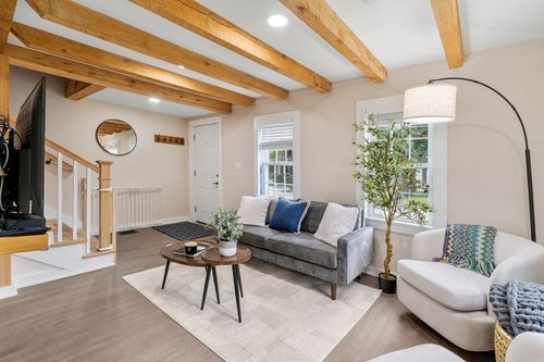 7 Summit Ave, Sharon, MA, 02067-2152 | Card Image