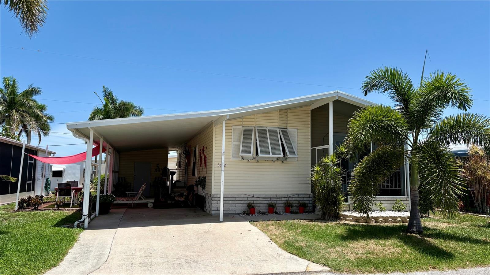 Residential in PALMETTO 2