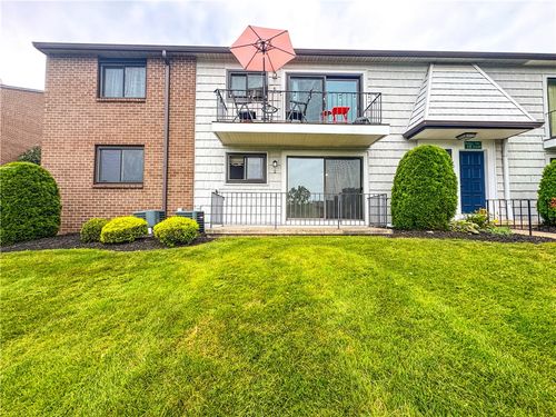 10-2 High Gate Trl, Fairport, NY, 14450-2726 | Card Image