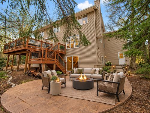 13975 Granada Ct, Apple Valley, MN, 55124-7343 | Card Image