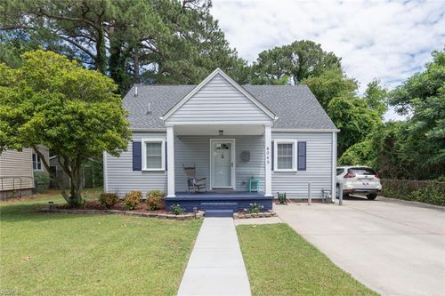 8065 W Glen Rd, Norfolk, VA, 23505-1528 | Card Image