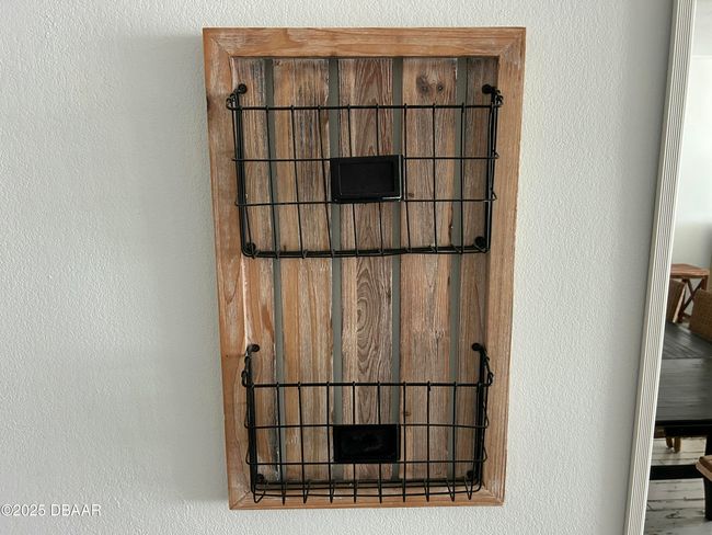 213-1909 S Atlantic magazine rack | Image 17
