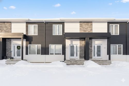 144 Rue Du Sureau, Pont-Rouge, QC, G3H0J9 | Card Image