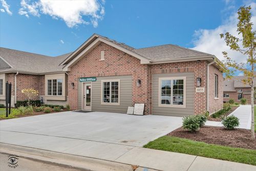 8855 Milwaukee Breakwater Dr, Frankfort, IL, 60423-1824 | Card Image