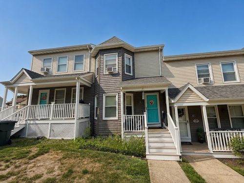 110-700 2nd St, Fall River, MA, 02721-1745 | Card Image