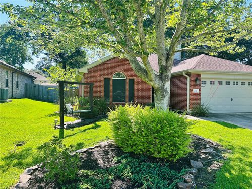 242 Sunset Path N, Montgomery, TX, 77316-2913 | Card Image